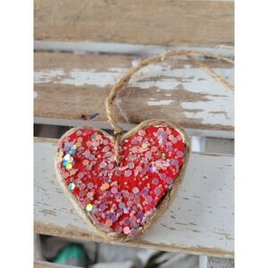 Sparkle heart twine red ornament Xmas tree